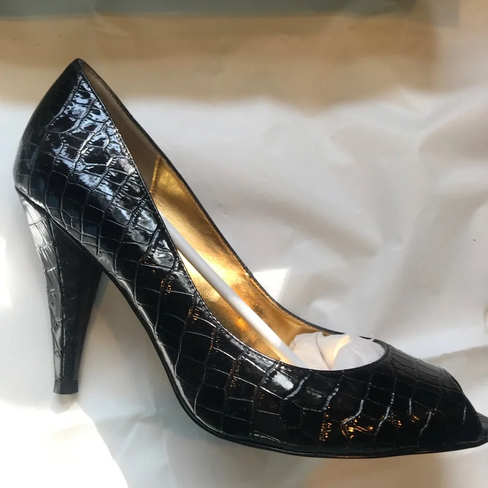 J.Renee elegant renee